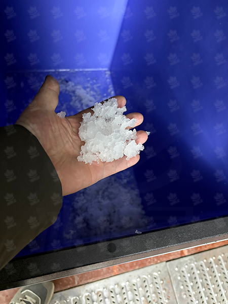 雪花颗粒冰